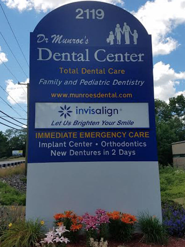 Directions to Dr. Munroe's Dental Center